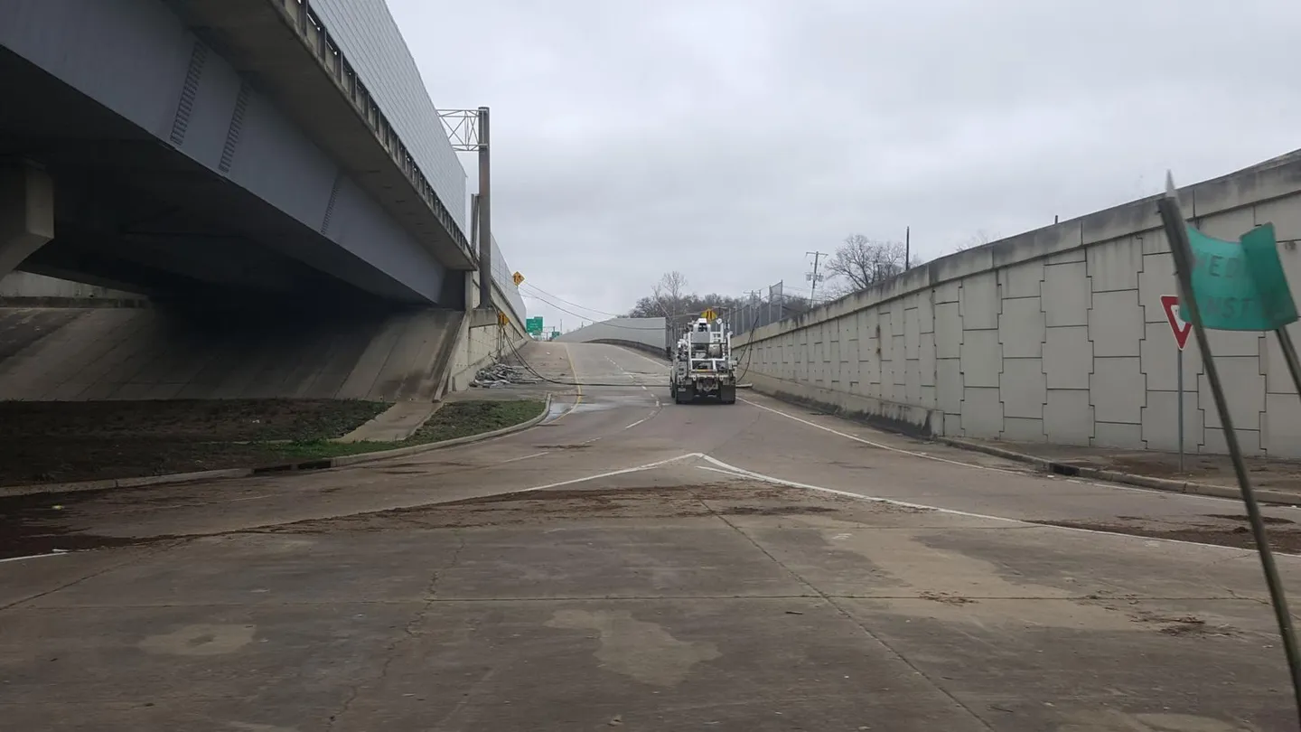 i 49